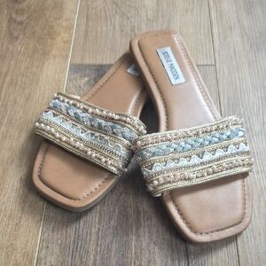 Steve Madden Embellished Sandal Women's Size 8